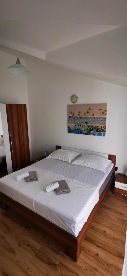 Apartments Marin, Kolan, Mandre, Pag Εξωτερικό φωτογραφία