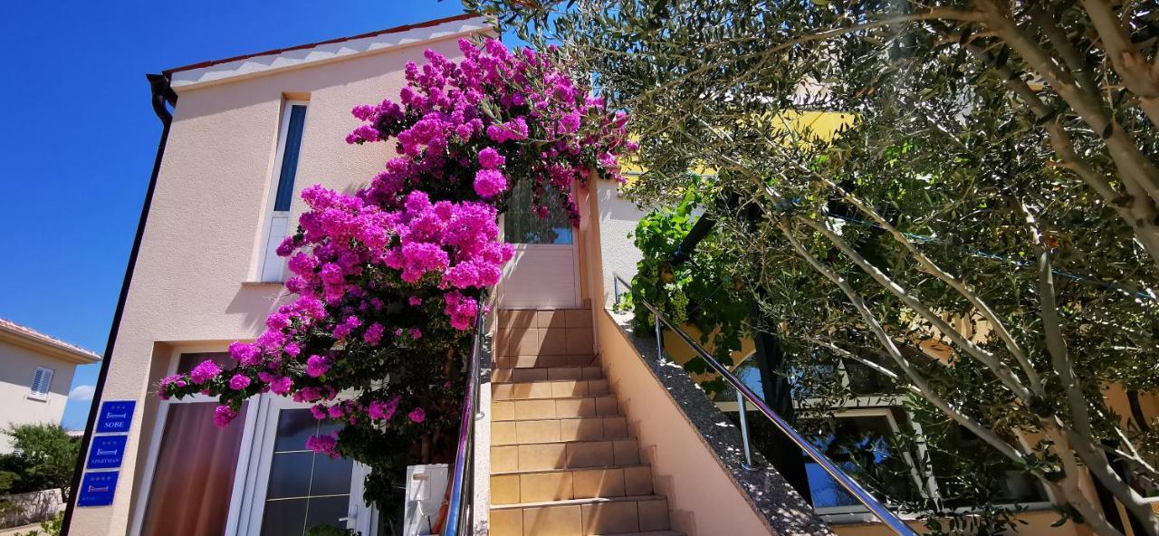 Apartments Marin, Kolan, Mandre, Pag Εξωτερικό φωτογραφία